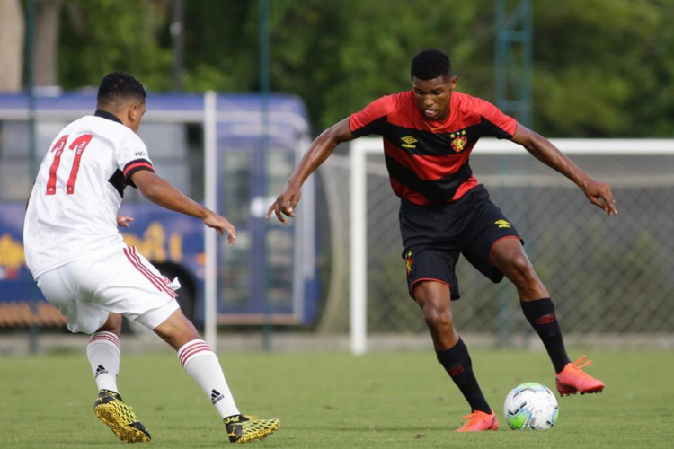Sport perde para o Flamengo no jogo de ida da semifinal da Copa do Brasil Sub-17 