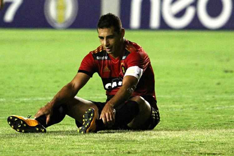 Após mais de um ano, ação de Diego Souza intima o Sport a pagar R$ 902 mil - Esportes DP
