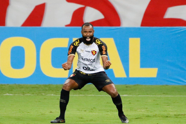 <i>(Foto: Elton Silveira/W9 Press)</i>
