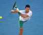 Djokovic vence Karatsev com facilidade e disputar sua nona final do Aberto da Austrlia