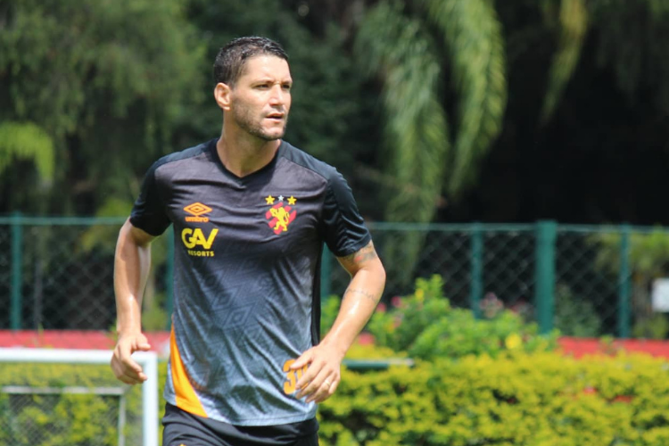 Com Covid-19, Thiago Neves vira desfalque do Sport para Copa do Brasil