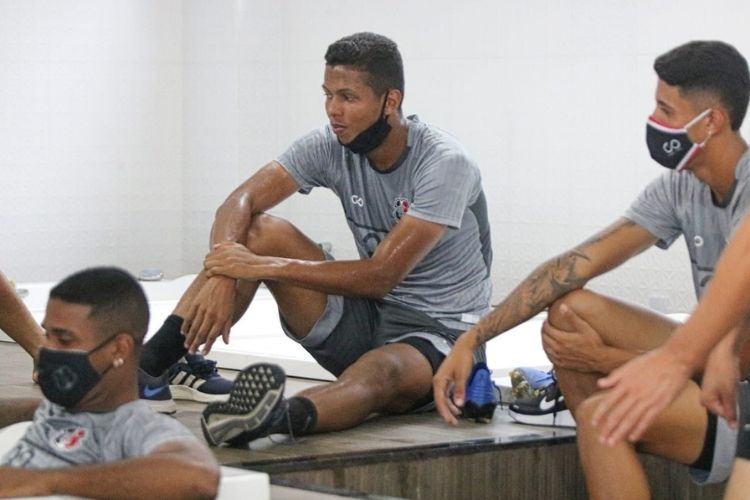 <i>(Foto: Ronaldo Oliveira/ASCOM Floresta EC)</i>