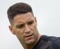 Thiago Neves rechaa esquema ofensivo do Sport no clssico: 'diante do Santa temos que ter respeito'