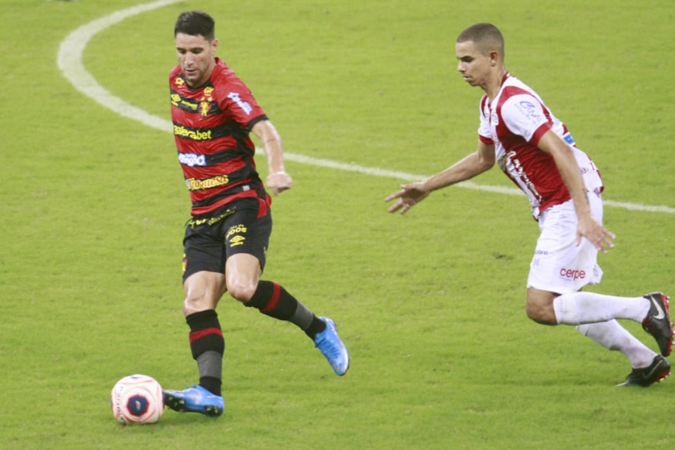 Tcnico do Sport avalia retorno de Thiago Neves e fala em preparao para readquirir condio fsica para prxima final