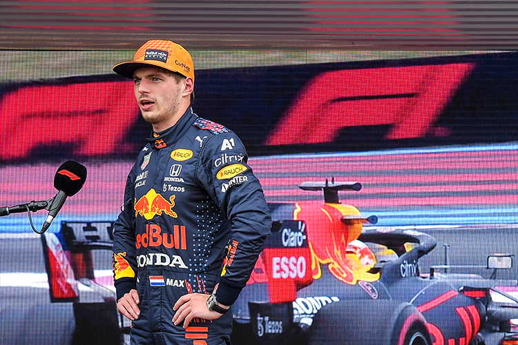 Max Verstappen conquista a pole position do GP do Japão de F1