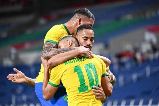 Jogos Olímpicos: Brasil vence o México nos pênaltis e vai em busca