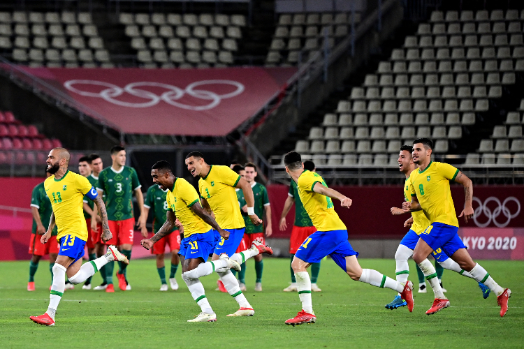 Jogos Olímpicos: Brasil vence o México nos pênaltis e vai em busca