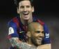 Recordista de ttulos, Dani Alves torce por Messi: 'Voc pode me superar quando quiser'
