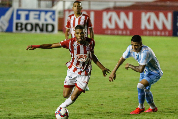 Rhaldney v com naturalidade sada de Chamusca do Nutico: 'coisas que acontecem no futebol'