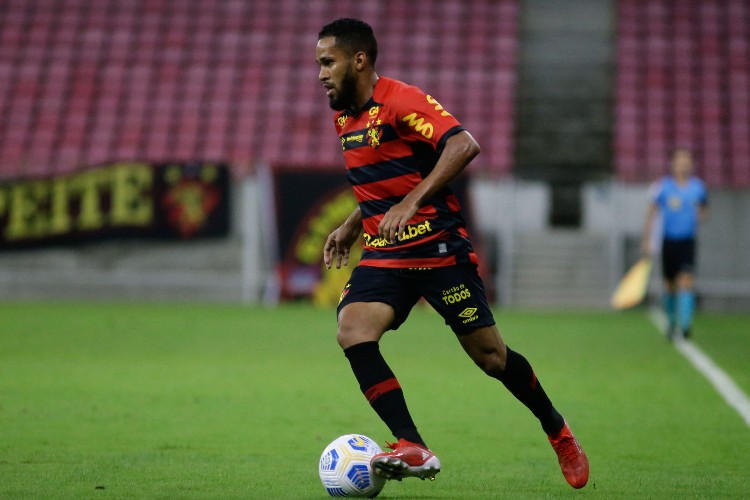 Everaldo afirma que elenco do Sport voltou a ter confiança após quebrar  jejum de gols na Série A - Esportes DP