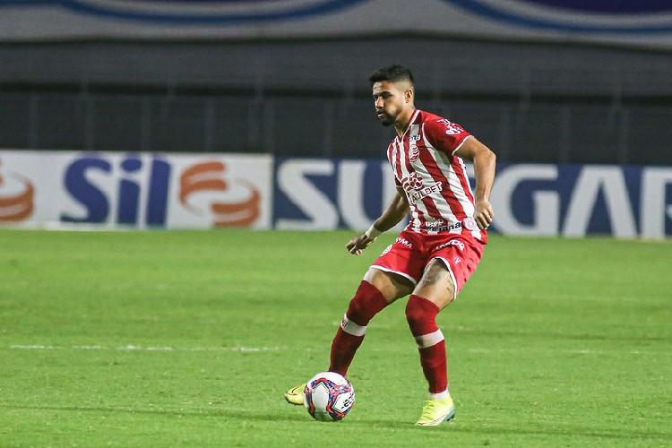 <i>(Foto: Bryan vai para a quarta temporada pelo Náutico (Foto: Tiago Caldas/CNC).)</i> <i>(Foto: Bryan vai para a quarta temporada pelo Náutico (Foto: Tiago Caldas/CNC).)</i>
