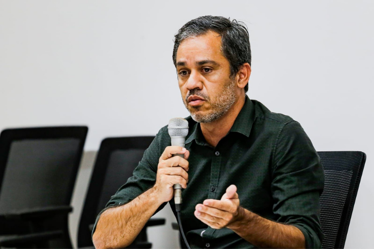 Avaliando esforos da diretoria, CEO coral fala em 'tornar o Santa Cruz um clube sustentvel'