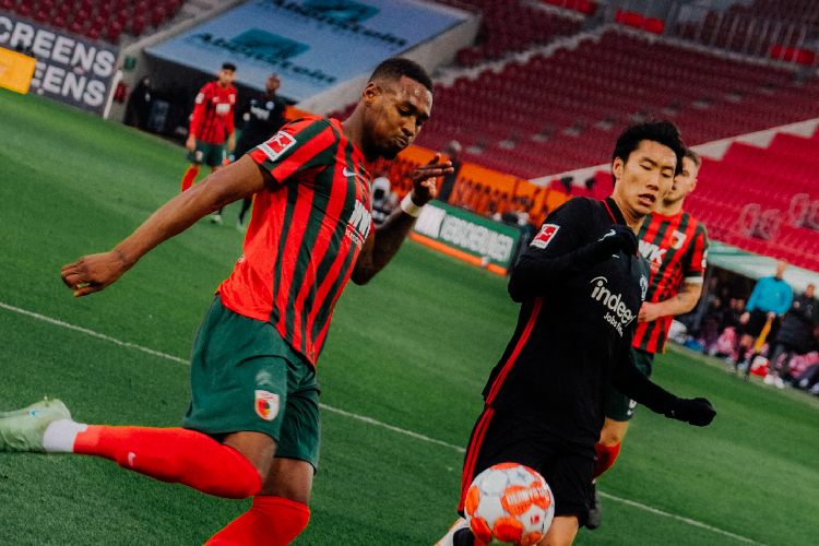 <i>(Foto: DIVULGAÇÃO/EINTRACHT)</i> <i>(Foto: DIVULGAÇÃO/EINTRACHT)</i>