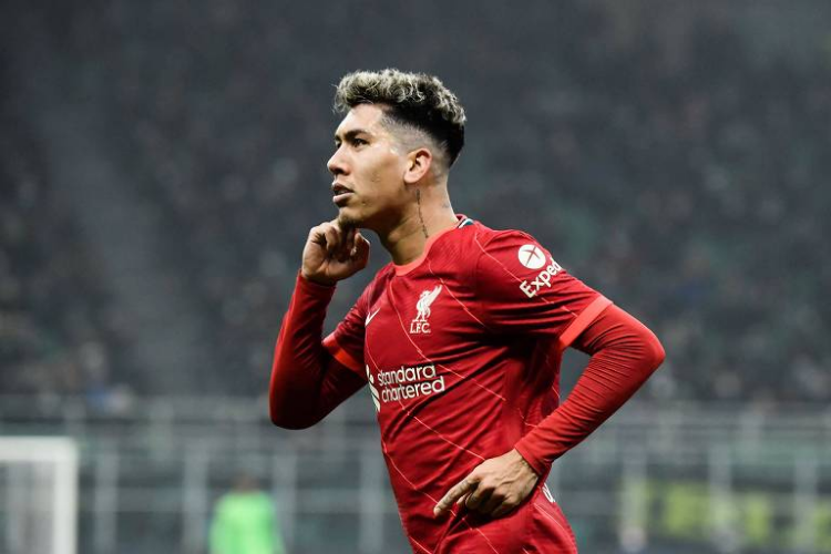 Firmino marca e ajuda Liverpool a superar Inter pelas oitavas da Liga dos Campes