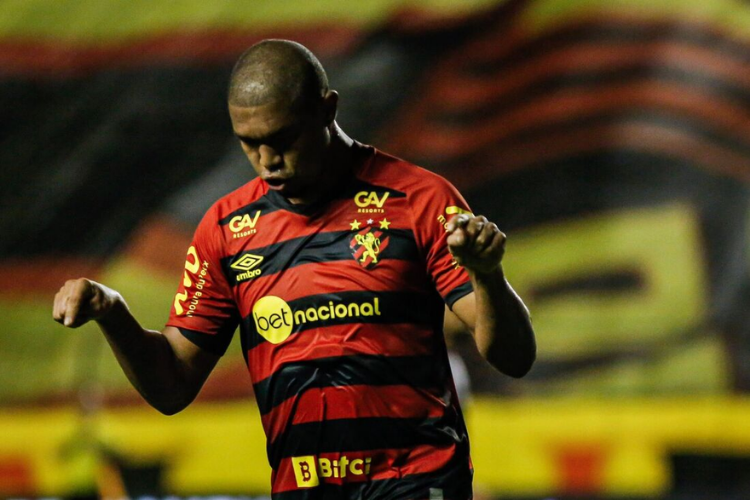 No Sport, Rodrigo e mais trs preocupam para clssico contra o Nutico pelo Pernambucano