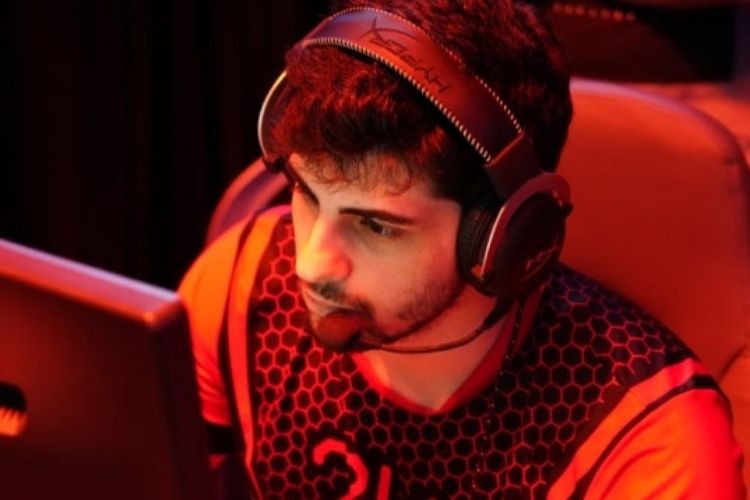 Recifense 'rumo ao topo' do CS:GO no Brasil, naitte comenta futuro