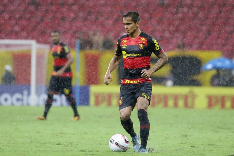 Pressionado, Sport enfrenta a Ponte Preta buscando permanncia no G4