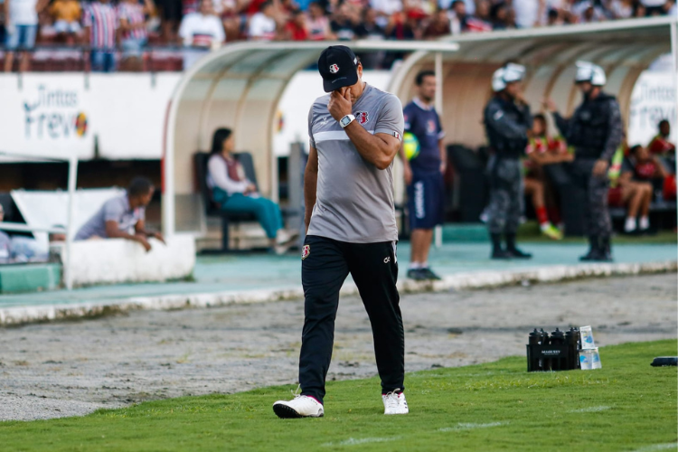 Martelotte tem 3 melhor incio de trabalho das ltimas cinco passagens no Santa Cruz