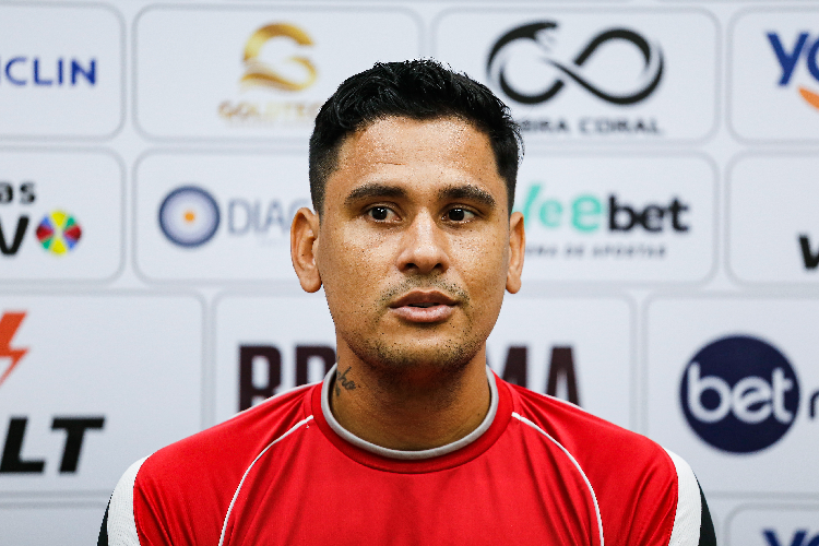 Capito no ltimo jogo, Jefferson enaltece torcida do Santa Cruz: 'combustvel da vitria'