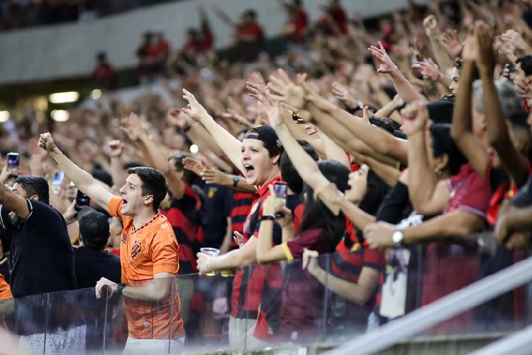 Torcida do Sport esgota ingressos do TCN para jogo contra o CSA