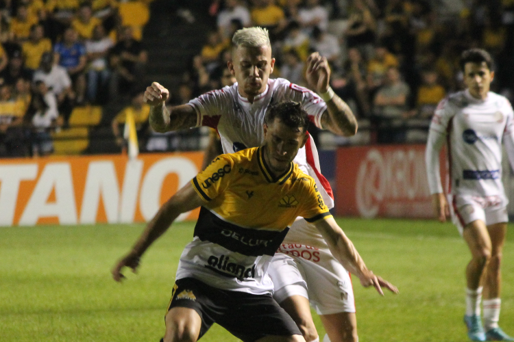 Vdeo: confira os melhores momentos do jogo entre Cricima e Nutico pela Srie B