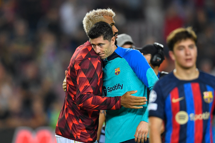 Inter vence Viktoria Plzen e vai s oitavas da Champions; Barcelona  eliminado
