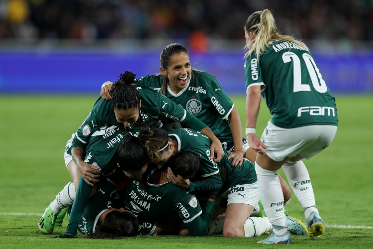 Palmeiras goleia Boca e  campeo em sua estreia na Libertadores feminina