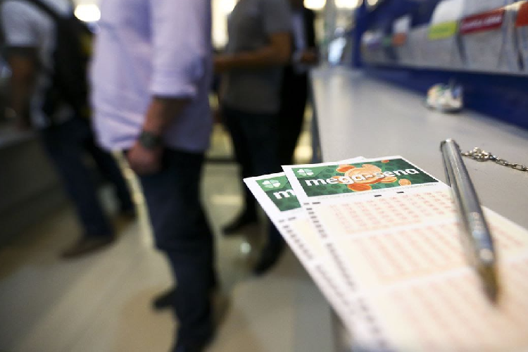 Volta dos jogos da LEMG nas loterias da Caixa  debatida 