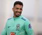 Danilo no se v ameaado por Dani Alves na lateral-direita da seleo