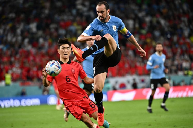Uruguai para na trave e fica no empate sem gols com a Coreia do