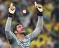 Bigode do goleiro Alisson  ao de conscientizao contra cncer de prstata