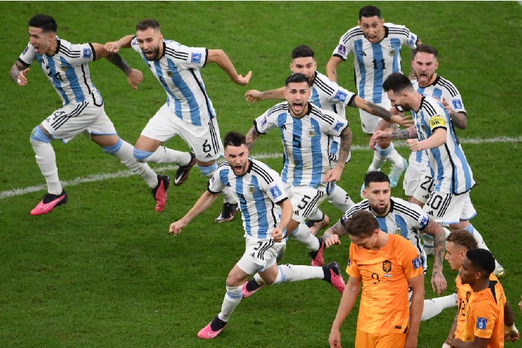 Em partida agitada, Argentina bate Holanda nos pênaltis e avança às semis  da Copa do Mundo 2022, Futebol