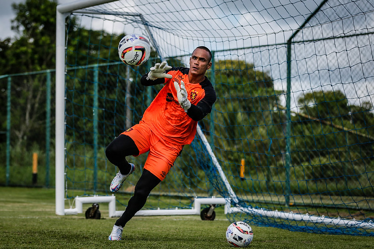 Com dois acessos e ttulo na Srie B, Renan mostra confiana para atuar no Sport