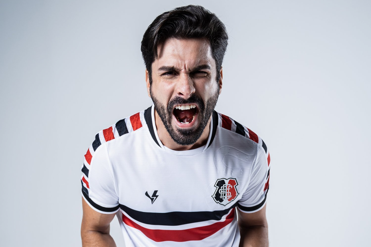Na cor branca, Santa Cruz apresenta uniforme em homenagem ao mascote do clube