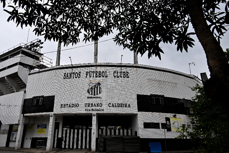 Pel ser velado na Vila Belmiro e enterro tambm ocorrer em Santos