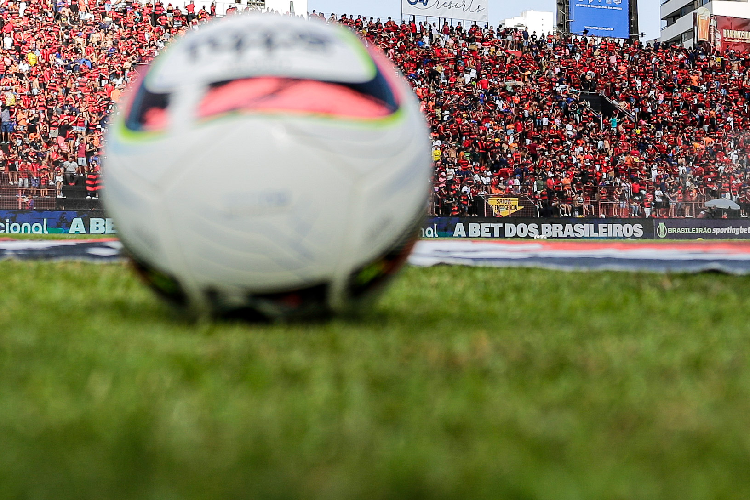 Aps imbrglios na Ilha do Retiro e Arena PE, Sport adia confronto com o bis pelo Pernambucano