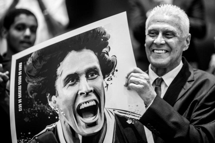 Clubes do Recife prestam homenagem a Roberto Dinamite nas redes sociais