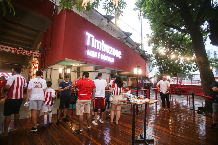 Nutico inaugura camarote Timbuzone com presena de Alosio Chulapa e Acosta