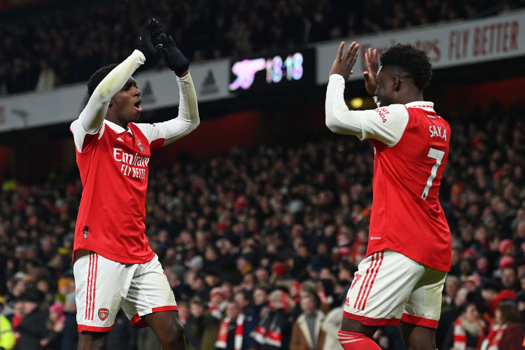 Arsenal vence e se isola na liderança da Premier League; United perde e se  afasta do G4: veja os resultados do Campeonato Inglês - Lance!