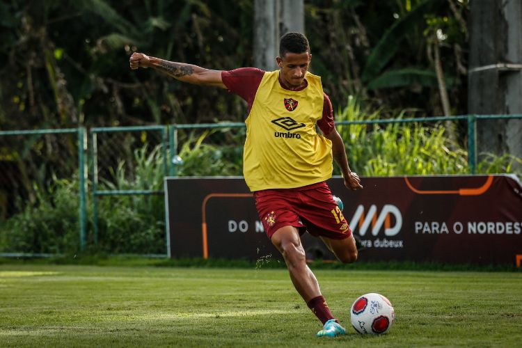 <i>(Foto: Rafael Bandeira / SCR)</i>