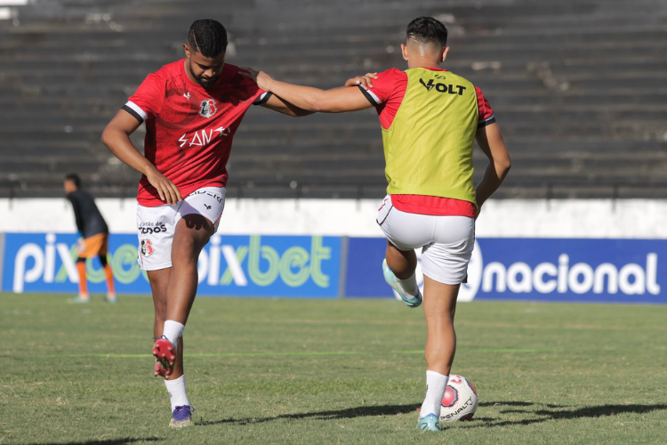 Ian Rodriguez e Daniel Pereira sofrem leses e podem aumentar desfalques do Santa Cruz