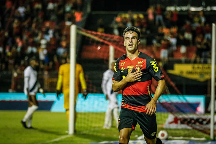 <i>(Foto: Rafael Bandeira/SCR)</i>