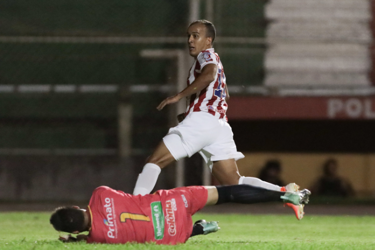 Eliminaes e classificaes com empate: relembre estreias do Nutico no formato atual da Copa do Brasil
