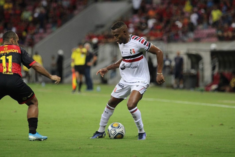 Em clima de deciso, Lucas Silva fala sobre a preparao para jogo decisivo no Nordesto