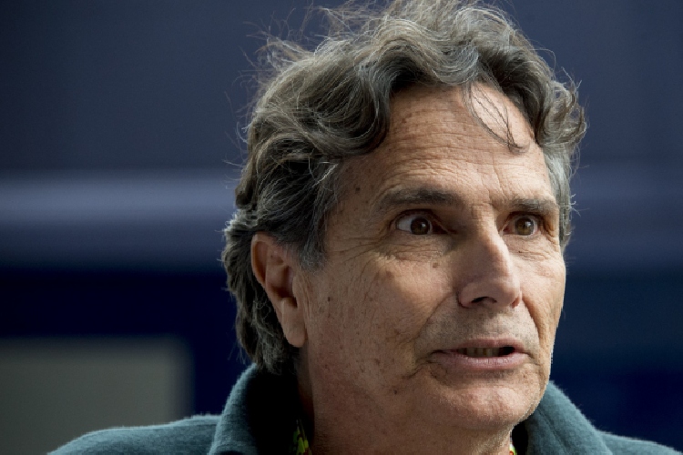 Nelson Piquet  condenado a pagar R$ 5 mi por falas racistas contra Hamilton