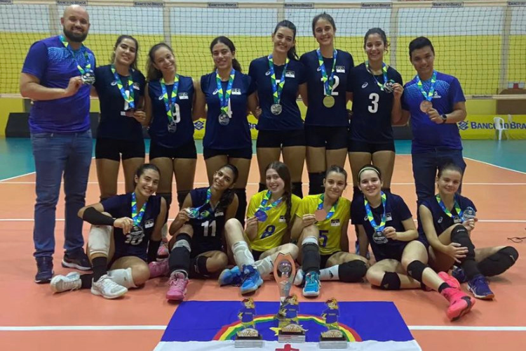 Seleo Pernambucana de Vlei Feminino Sub-18 conquista acesso para Diviso Especial 