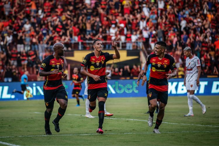 <i>(Foto: Rafael Bandeira/SCR)</i>