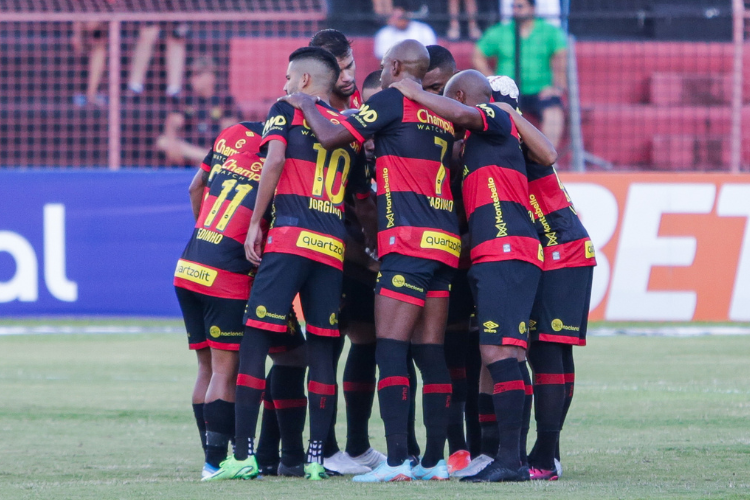Contra o Coritiba, Sport segue dura sequncia de duelos decisivos no ms de abril