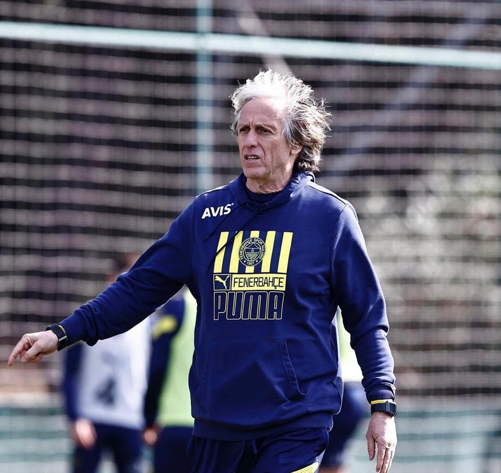 <i>(Foto: Fenerbahce/Divulgao)</i>