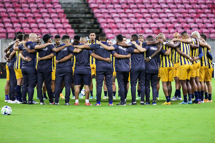 Retr fala em 'minimizar erros' para vencer Sport na final do Campeonato Pernambucano 